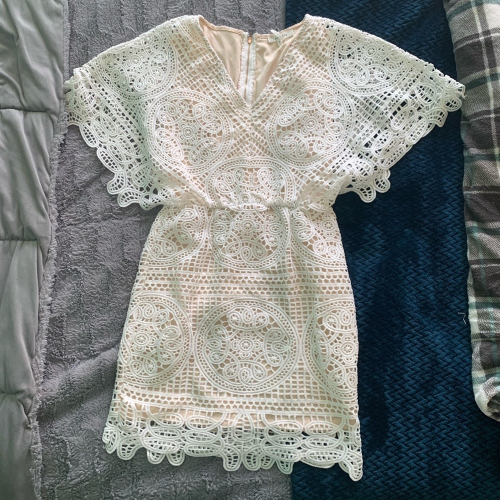 ModCloth Soieblu crochet dress